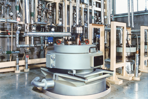 Supercritical fluid extraction (SFE) facilities