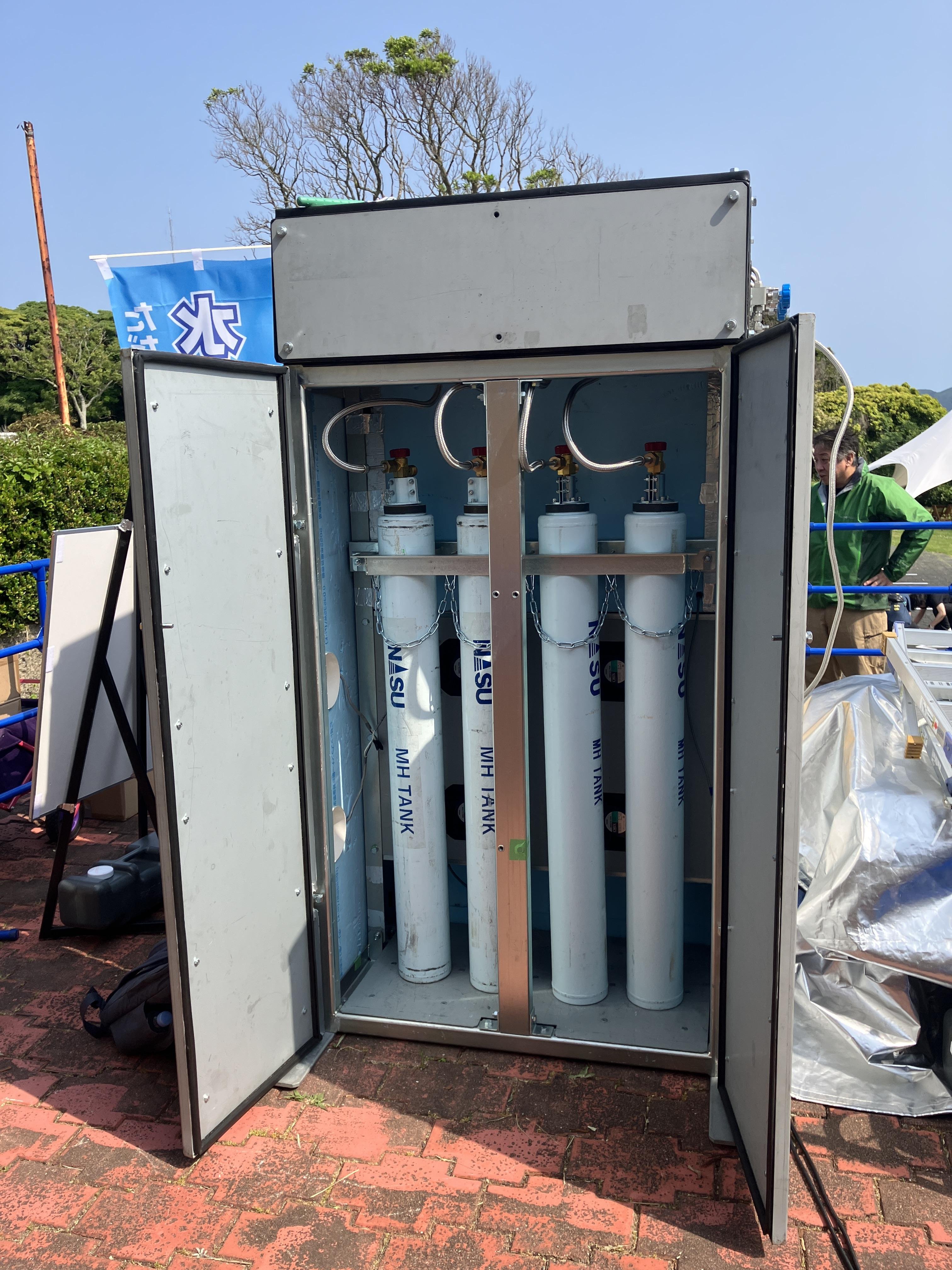 水素吸蔵合金ユニットに組み込まれたMHタンク